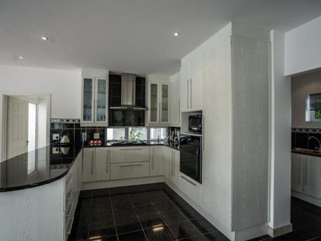 House for sale in Bushmans River Mouth, Eastern Cape