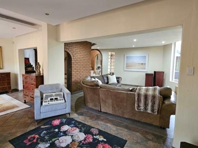 House for sale in Rustenburg Local Municipality, Bojanala Platinum District Municipality