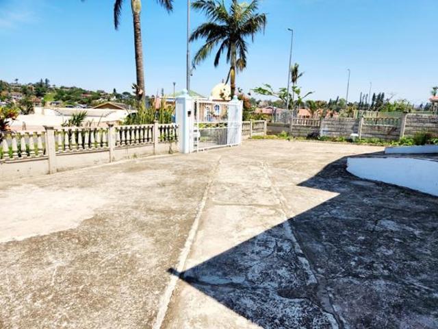 House for sale in Tongaat Beach, Kwazulu-natal