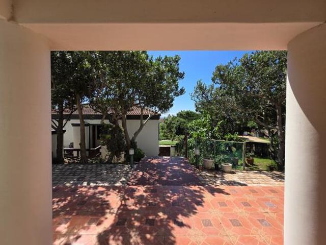 House for sale in Cape St Francis, Eastern Cape