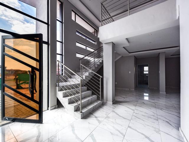 House for sale in Waterkloof, Gauteng