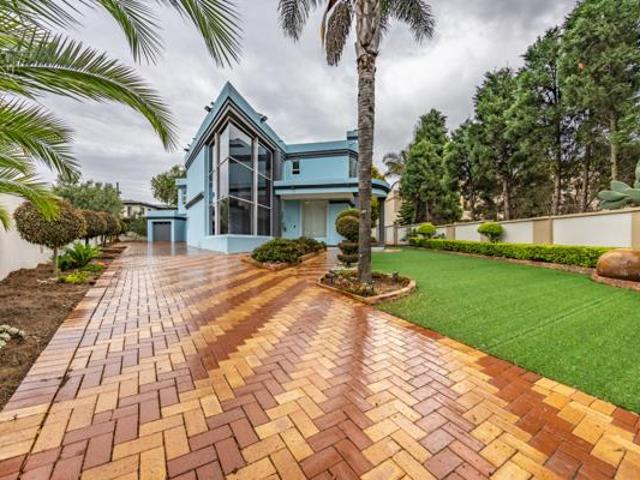 House for rent in Waterkloof, Gauteng