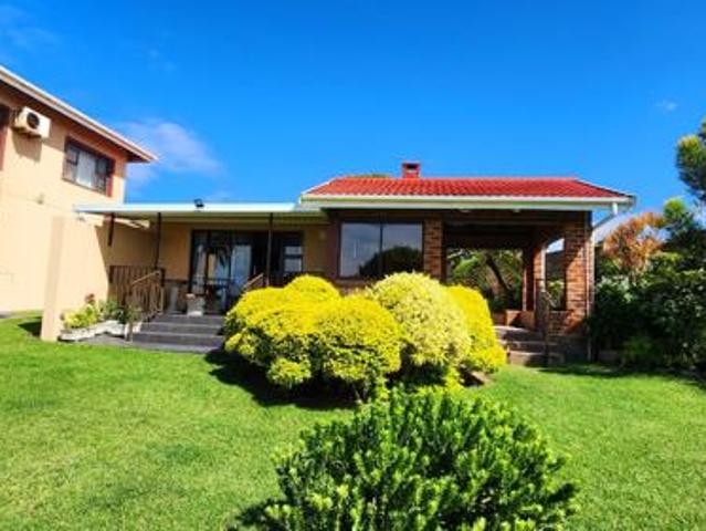 House for sale in Ugu District Municipality, Kwazulu-natal