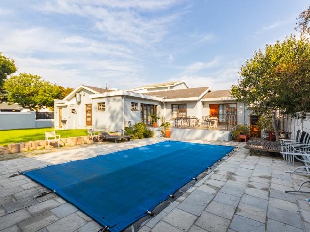 House for sale in Table View, Western Cape