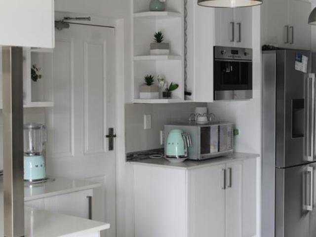 House for sale in North West