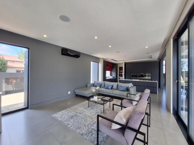 House for rent in North West