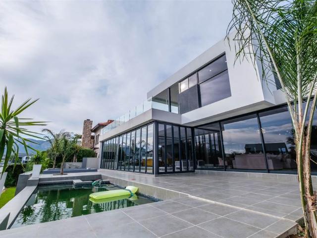 House for sale in North West