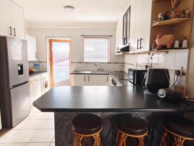 House for sale in Cape Town, Western Cape