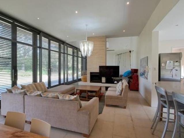 House for sale in Ugu District Municipality, Kwazulu-natal