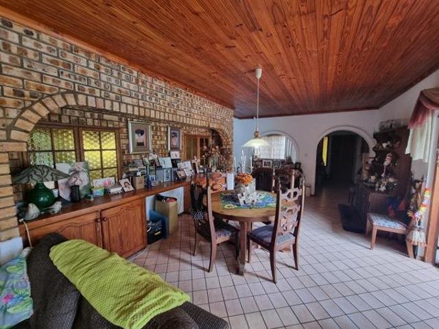 House for sale in Ugu District Municipality, Kwazulu-natal