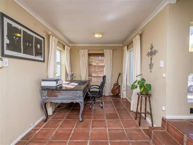 House for sale in Cape Town, Western Cape
