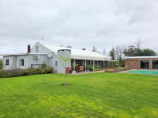 House for sale in Groot Brak Rivier, Western Cape