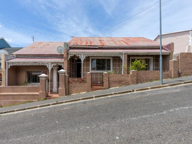 House for sale in Cape Town, Western Cape