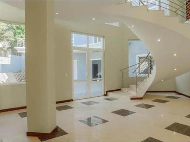 House for rent in Waterkloof, Gauteng