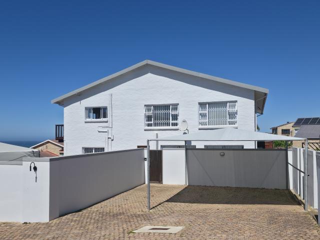 House for sale in Cape St Francis, Eastern Cape
