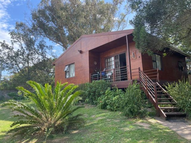 House for sale in Bushmans River Mouth, Eastern Cape