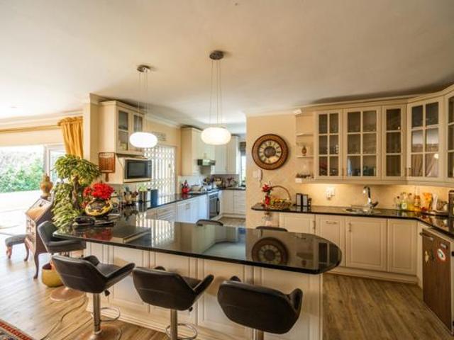 House for sale in Bushmans River Mouth, Eastern Cape