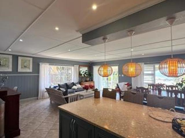 House for sale in Bushmans River Mouth, Eastern Cape