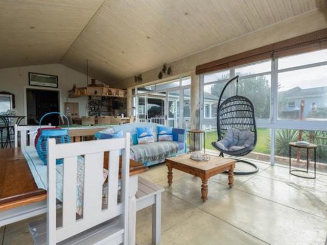 House for sale in Bushmans River Mouth, Eastern Cape