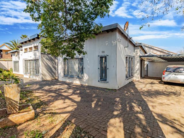 House for sale in Vosloorus, Gauteng