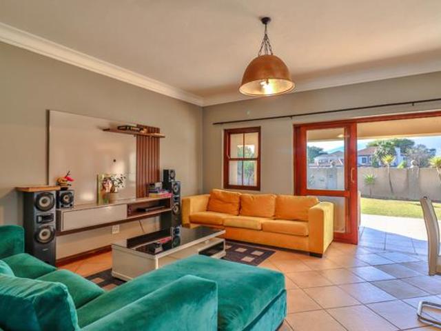 House for sale in North West