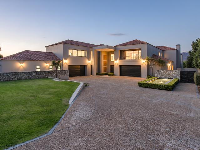 House for sale in Onverwacht, Western Cape