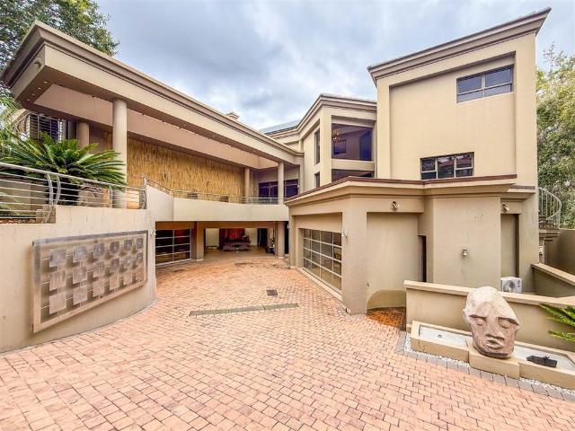 House for sale in Waterkloof, Gauteng
