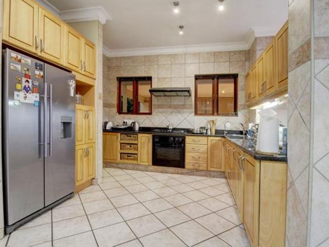 House for rent in Waterkloof, Gauteng