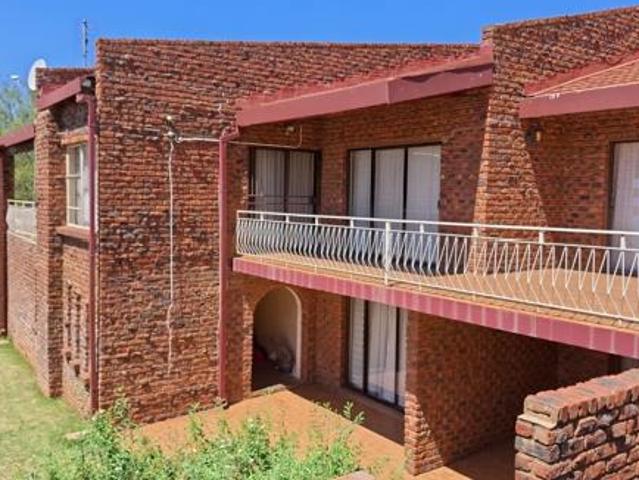 House for rent in Zeerust, Ngaka Modiri Molema District Municipality