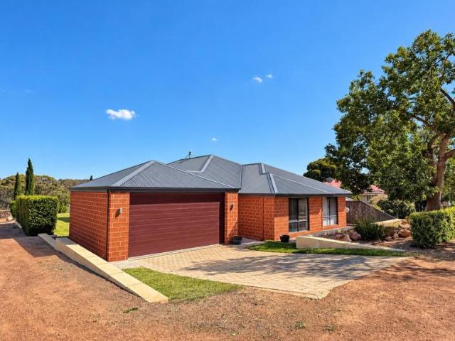 House for sale in Narrogin, Shire Of Narrogin