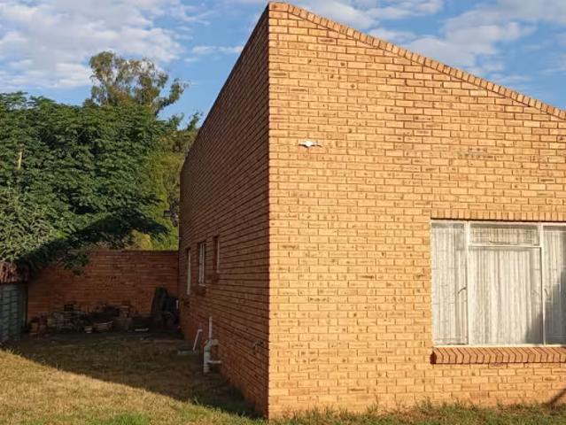 House for sale in New State Areas, City of Ekurhuleni Metropolitan Municipality