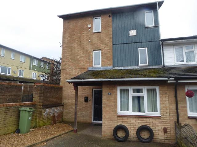 Flat for rent in Bradwell Common, Milton Keynes