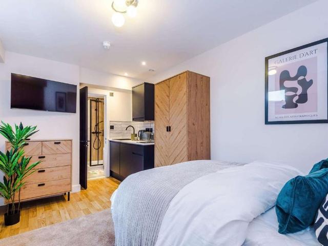 House for rent in Stoke, Stoke-on-Trent