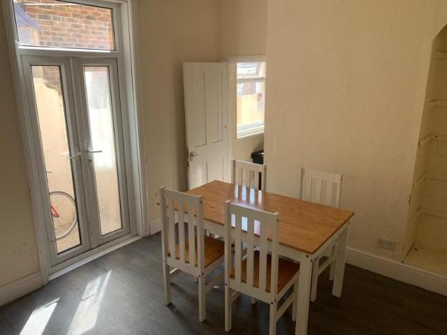 House for rent in Fratton, City Of Portsmouth