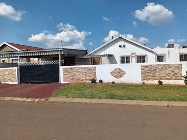 House for sale in Vosloorus, Gauteng