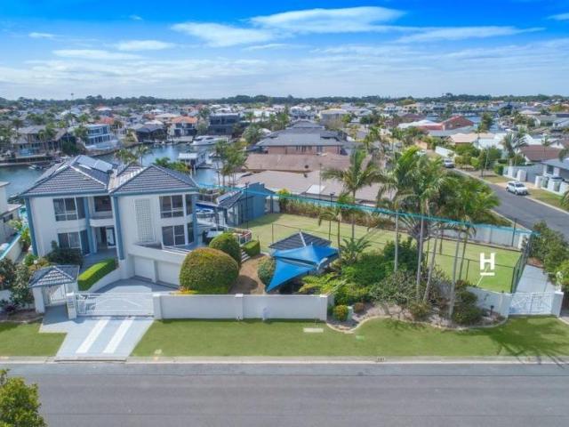 House for sale in Runaway Bay, Gold Coast City