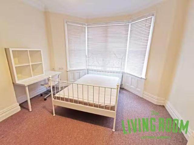 House for rent in Plasnewydd, Falcon Lodge
