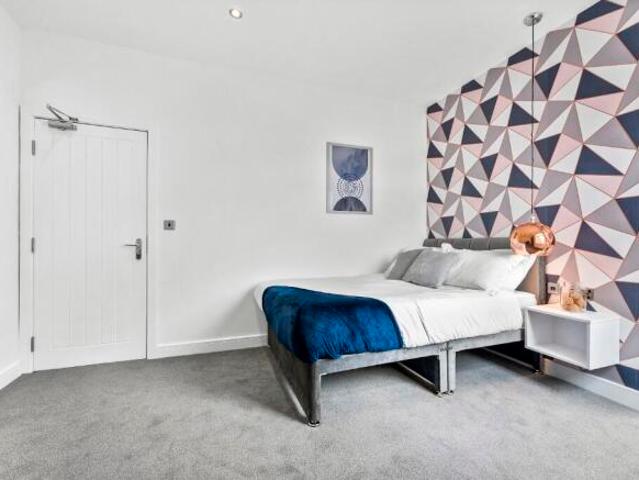 Room for sale in Hampton Green, Cambridgeshire
