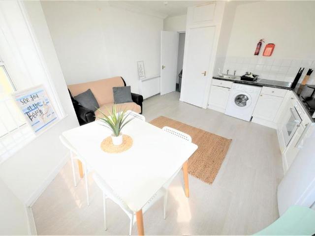 Room for rent in West Cliff, Bournemouth