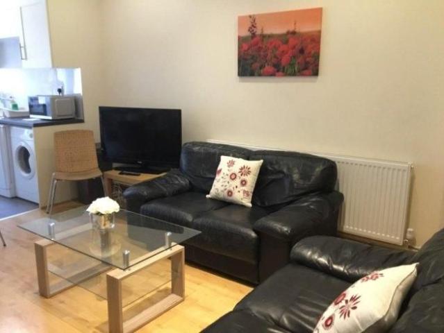 Room for rent in Bournbrook, West Midlands