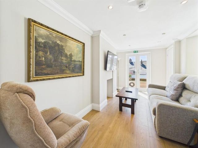 Room for rent in St.Judes, Mount Wise