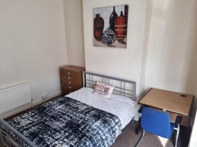 Room for rent in West Midlands