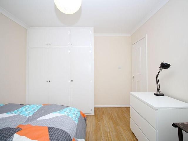 Room for rent in Elmfield, Leicestershire
