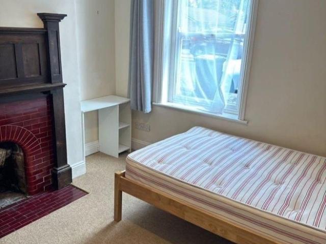 Room for rent in Wales