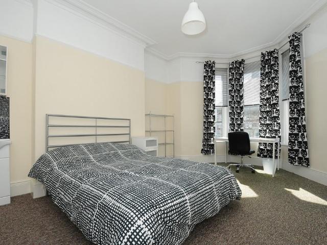 Room for rent in Greenbank, Mount Wise