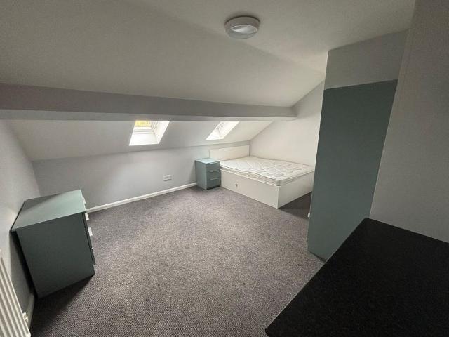 Room for rent in Old Lenton, Haddon