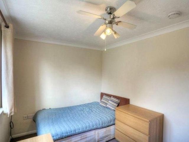 Room for rent in Fordham Heath, Essex