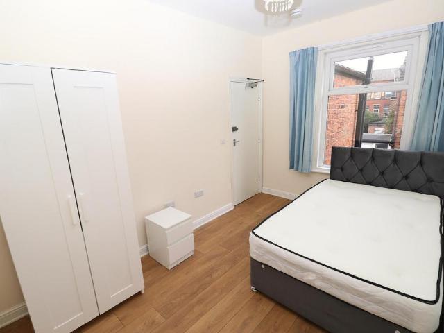 Room for rent in Hammond Street