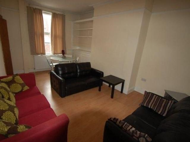 Room for rent in Headingley Hill, Headingley