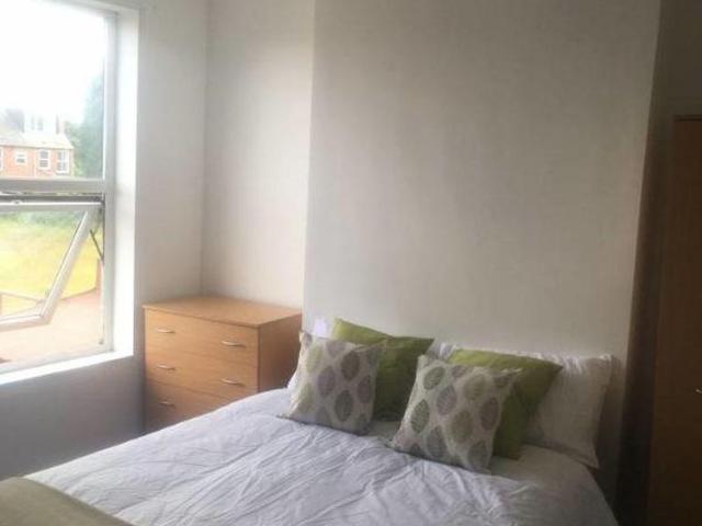 Room for rent in Ladywood, West Midlands